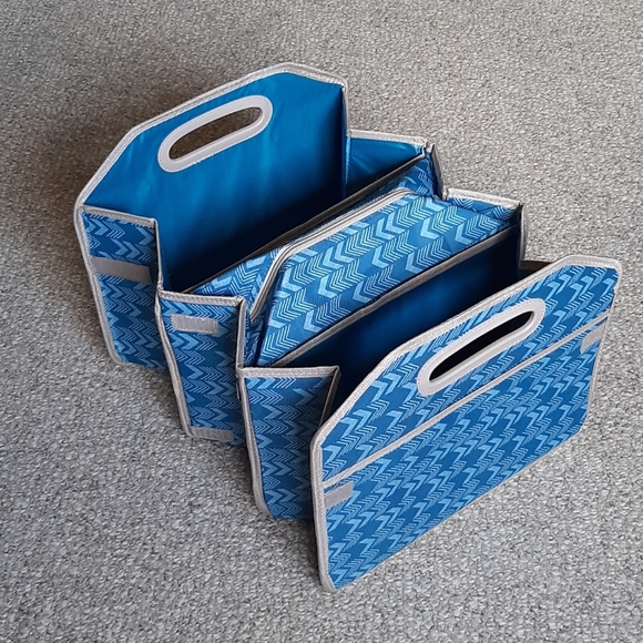 DSW Handbags - New Design Shop Warehouse Collapsible Organizer.